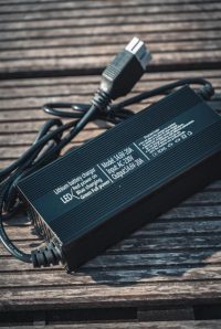 Voltacase Oplader 12V 10A