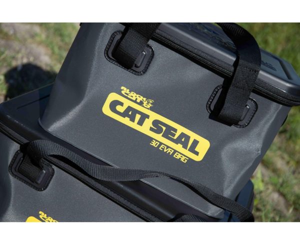 Black Cat Cat Seal Eva Bag 30L