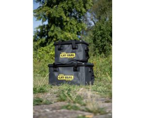 Black Cat Cat Seal Eva Bag 30L